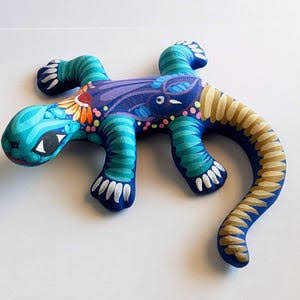 Sunlit Lizard Clay Figure